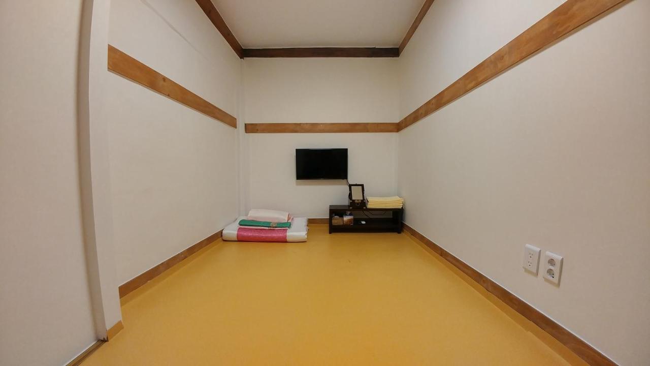 Hyosunjae Hanok Guesthouse Seúl Exterior foto